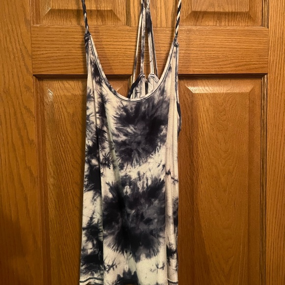 Black and white Tye dye tank top with criss cross straps. Size medium, - Picture 1 of 2